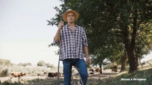 Найдя в траве голодную девочку, пастух был в изумлении от её страшной истории...