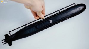 Сборная модель российского атомного подводного ракетного крейсера К-141. Распаковка