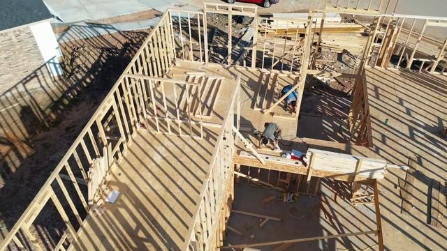 Каркасный дом. Второй этаж: панели перекрытия, стены, балки, лаги, ригеля (7 серия) смотреть онлайн