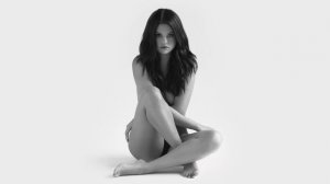 Selena Gomez - REVIVAL Revealed