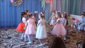 танец с лентами "НАМАЛЮЮ..." д/с №446 г. Харькова