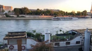 Жилая баржа