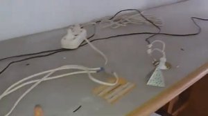 Замена встроенных ламп, светильников в кухне