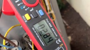 Diagnosing and Replacing a Run Capacitor