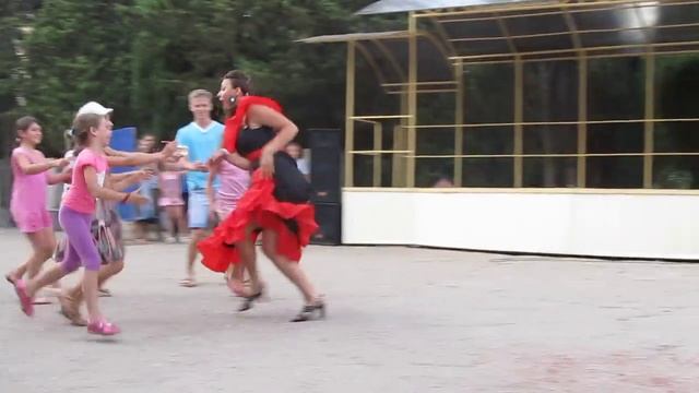 Три поросёнка(мюзикл)... смотреть онлайн