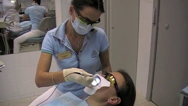 Отбеливание зубов лазером смотреть онлайн