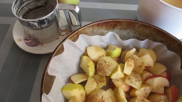 ШАРЛОТКА | Рецепт пирога с яблоками смотреть онлайн