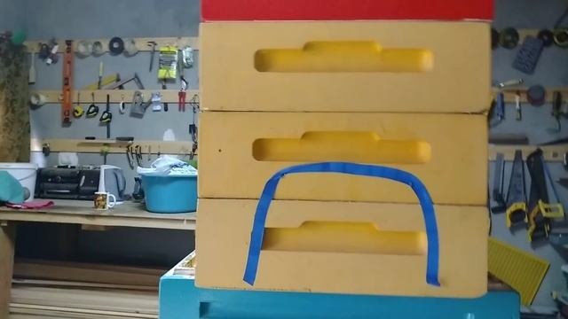 Как устанавливать Изолятор в Улье, все модификации#пчеловодство#пасека#изоляцияматок#малыхин#милени