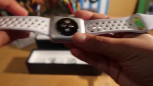 Series 2 Nike Apple Watch (Unboxing)