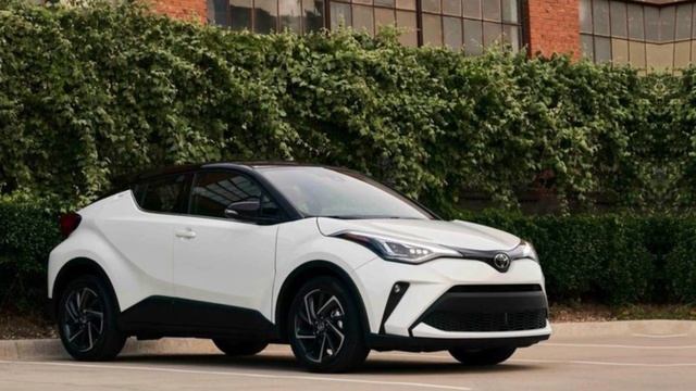 Unveiling the 2025 Toyota Corolla Cross Hybrid – First Glimpse in Future of Sustainable Driving!" смотреть онлайн