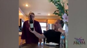 РЕАКЦИЯ БУДУЩИХ БАБУШЕК И ДЕДУШЕК НА БЕРЕМЕННОСТЬ // УЗНАЛИ, ЧТО СКОРО СТАНУТ БАБУШКАМИ И ДЕДУШКАМИ