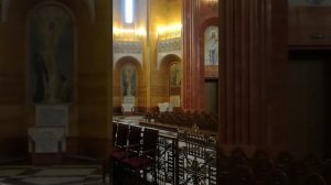 Утренняя служба в Армянской Апостольской Церкви г. Москвы