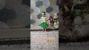 девочка в 3 года уже читает стихи Пушкина