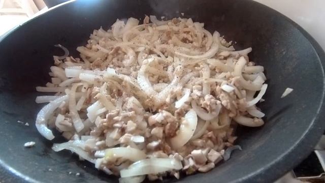 Горбуша в фольге с грибами и сыром