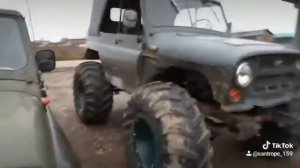 УАЗ. УАЗ на обдирках. Сравнение со стоковым УАЗом. Два брата.