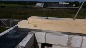 Половинка ШАТРОВОЙ КРЫШИ, кладка КИРПИЧНЫХ СТЕН #крыша #кирпичный дом #DIY