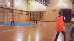 Алтимат в школе на перемене.