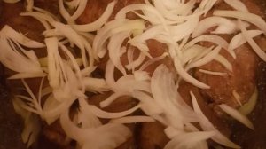 Fried beef liver with fragrant onion