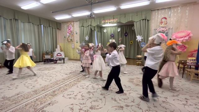 Заводной , веселый танец на утренник в детском саду! смотреть онлайн