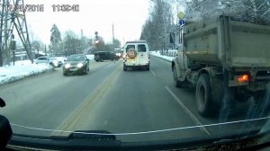 скорая помощь екатеринбург .проезд на красный свет