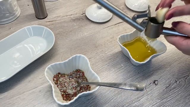 РЕЦЕПТЫ | ГОТОВИМ ВЯЛЕНЫЕ ТОМАТЫ | ВКУСНАЯ ЗАКУСКА смотреть онлайн