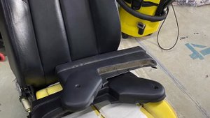 Полировка кузова и ремонт сиденья на Ниссан Мурано.