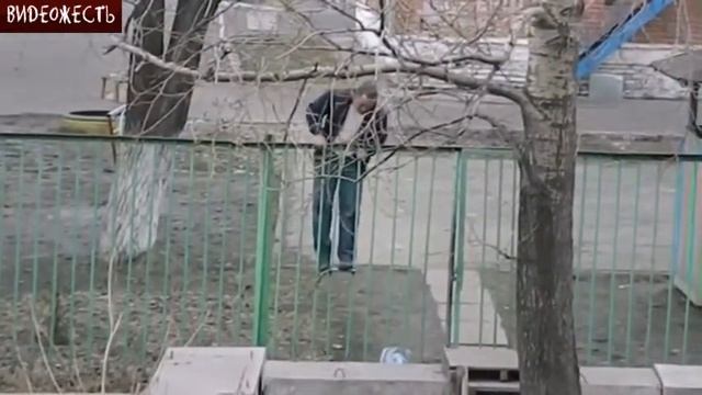 Где выход ааа? смотреть онлайн