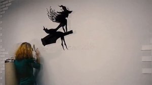 Рисунок на стене.