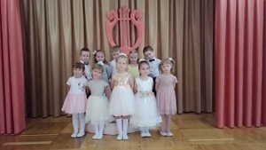 песня "Бабушка и дедушка самые родные", средняя группа №6