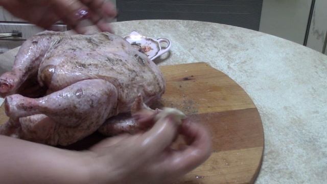 Чесночный цыпленок в рукаве.mp4 смотреть онлайн