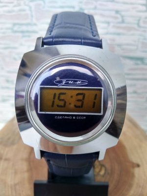 РЕДКОСТЬ! Советская электроника 3049 (B6-02) Первые цифровые часы завода ЗИМ СССР, 1978-год