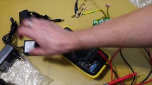 Распаковка и тест дешевых зарядных устройств на 12 6В, 2А