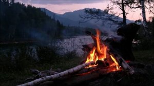 Расслабляющие звуки природы и  костра / музыка для фона .