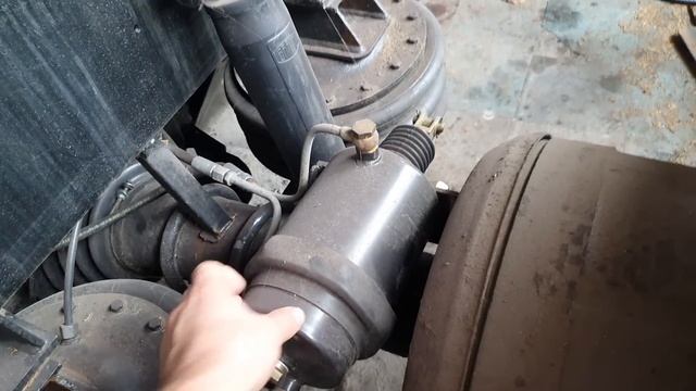 Любителям автомобиля Татра с манипулятором посвящается! смотреть онлайн