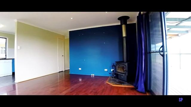 30 ACRES - 3 BEDROOM HOUSE - $400,000! смотреть онлайн