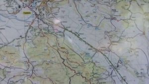 Чудесный пруд в скалах в Чешском раю.
