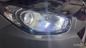Лазерные трёх чиповые линзы в хундай Ix 35 установка через переходные рамки