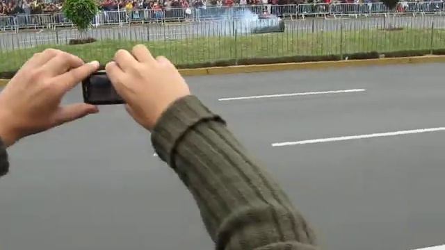 Red Bull Racing Lima [Perú] - vueltas de trompo monoplaza F1 смотреть онлайн