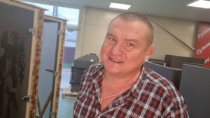 ? Про двери для бани и хамамов Fireway, докладывает Начальник Производства.