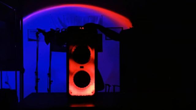 Новинка! Eltronic 20-03 Wave обзор! Серьёзный конкурент Eltronic 2018, 1028, JBL PARTYBOX 300, 310! смотреть онлайн