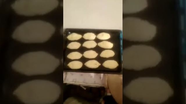 СДОБНЫЕ БУЛОЧКИ И ПИРОЖКИ? смотреть онлайн