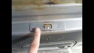 Разбираю "хлопушку" у Ховера, предотвращаем ржавчину под накладкой.