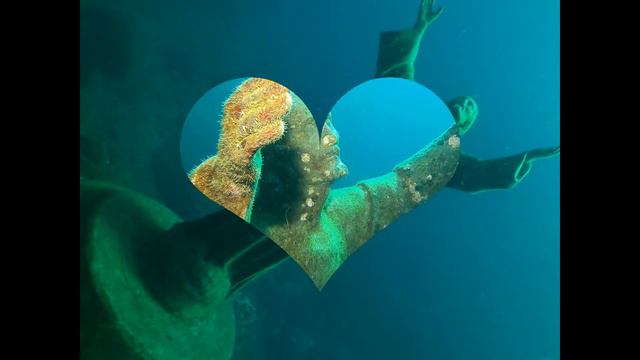 Foto Cristo degli Abissi Baia di San Fruttuoso