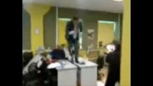 ПСИХИ В ОФИСЕ #38 Нервный срыв, устроил погром