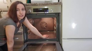 Видеообзор на духовой шкаф Bosch HBG536HS0R