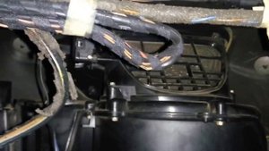 Astra G - Не исправна заслонка рециркуляции воздуха.