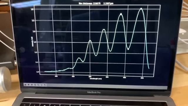 Simple Thin Film Thickness Measurement with Spectrometer [vOijNeDcX-0]