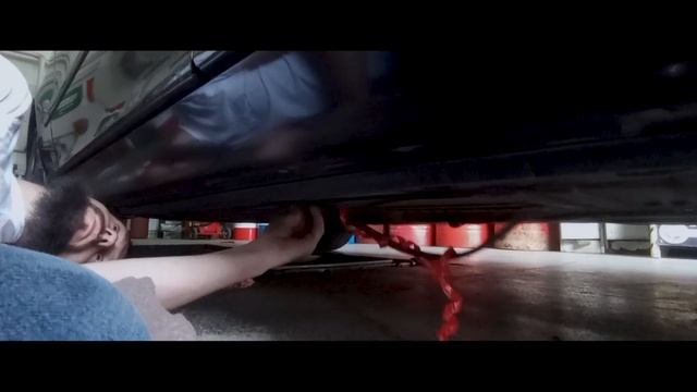 УСТАНОВКА " НЕОНОВОЙ " LED ПОДСВЕТКИ НА ДНИЩЕ АВТОМОБИЛЯ, РЕЗУЛЬТАТ ПОЛУ ГОДА ЭКСПЛУАТАЦИИ смотреть онлайн