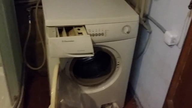 Некоторые моменты о ремонте Electrolux ewf 1030 смотреть онлайн