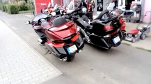 2 Honda Gold Wing (MY2012 & 2018) walkaround